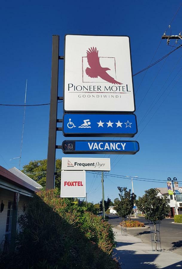 Pioneer Motel Goondiwindi Exterior foto